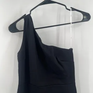 LULU'S Good Times Only Dress Small Maxi Black Bodycon One Shoulder NEW High Slit thumbnail 6
