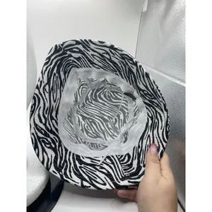 NWT Design Zebra‎ Print Bucket Hat Black White Sz S/M Safari H0171 thumbnail 4