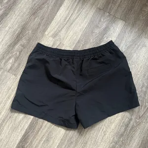 Nike Women's Athletic Black Shorts XL Nylon 4” thumbnail 2