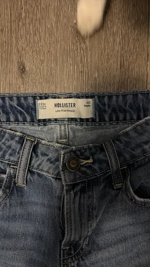 Hollister Jeans Low-Rise Baggy thumbnail 3