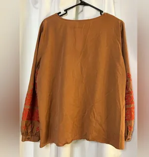 Cremieux Women’s Caramel Long Sleeve Boho Red Embroidered Pullover Shirt Size L thumbnail 2