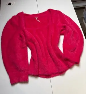 Free People pink cozy sweater thumbnail 1
