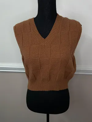 SheIn Dazy-Less Textured Knit V-Neck Sweater Vest Size Large thumbnail 1