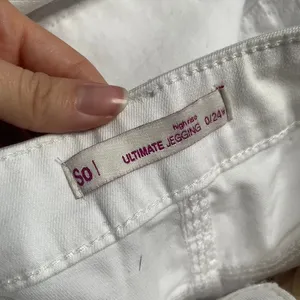 SO Ultimate Jegging High Rise White Skinny Pants Size 0 thumbnail 2