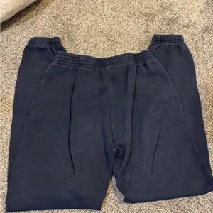 Aritzia TNA Cozy Fleece Joggers thumbnail 3