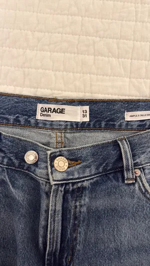 Garage low rise 90s relaxed jeans  thumbnail 3
