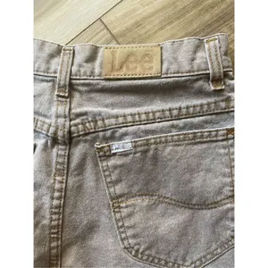 Vintage 89s LEE Riveted Mom Super High Rise Women’s Jeans thumbnail 10