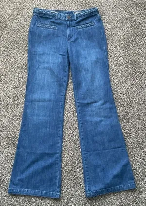 Y2K Gap women's original flare Med Dark Wash Jeans With Braided Design. SZ 6‎ thumbnail 1