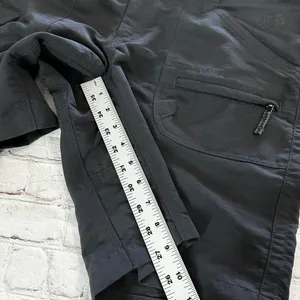Women’s the north face shorts thumbnail 6