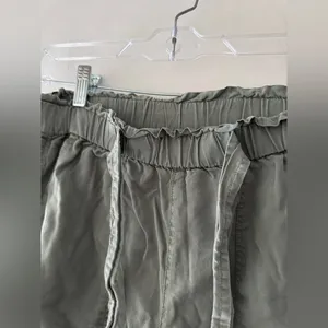 Aerie High Waist Pull On Elastic Waist Shorts Army Green Front Tie Detail‎ thumbnail 4
