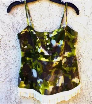 Jessica Simpson Womens medium green ruffle bottom sleeveless tank top thumbnail 1