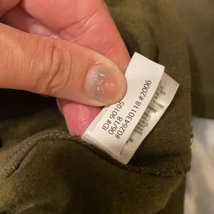 NWOT Express pull-over ruched long sleeve sweatshirt thumbnail 8