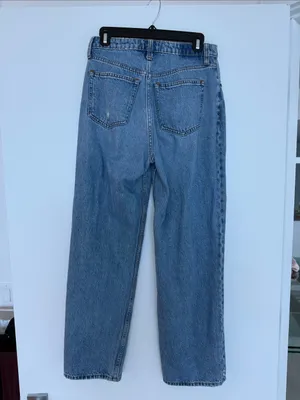 Abercrombie Curve Love Loose High Rise Jeans in Size 27 thumbnail 2