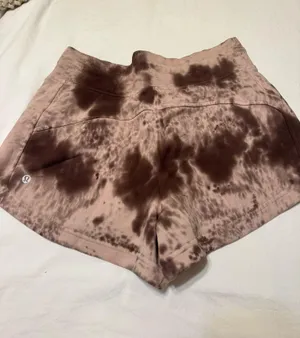 Lululemon Inner Glow High-Rise Shorts 3" thumbnail 2