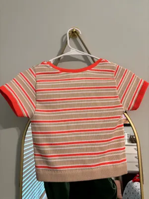 Aerie stripped to thumbnail 2