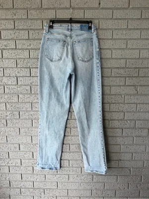 Abercrombie & Fitch Curve Love 90s Straight Ultra High Rise Jeans Size 29 thumbnail 6
