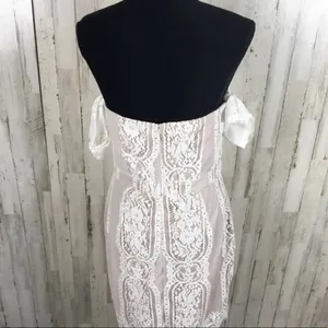 Adelyn Rae Lace Off Shoulder Dress Nude M L NWT v6x thumbnail 5