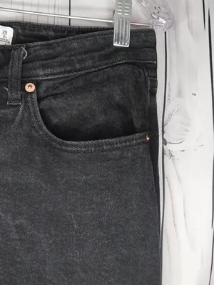 Abercrombie Washed Black 90's Relaxed Fit High-Rise Minimalist Jeans thumbnail 3