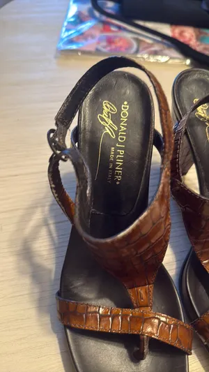 Donald Pliner Heels thumbnail 4
