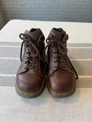 Vintage Y2K Dr. Martens 8542 Brown Leather Chunky Boots Made in England Size 9 thumbnail 4