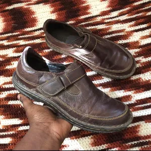 Y2K Born B.O.C Brown leather slip-on clogs thumbnail 1