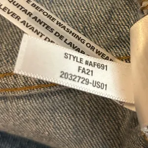 Madewell The Perfect Vintage‎ Jean in Ainsworth Wash Size 27 thumbnail 11