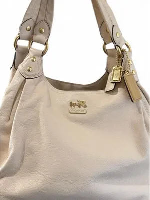 Coach Madison Maggie large Shoulder Tote Creamy Leather Hobo Bag w/2 Hang Tags thumbnail 10
