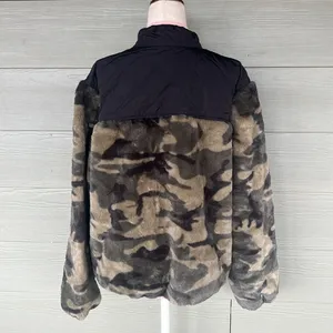 Rails “Wesley” Camo Print Jacket thumbnail 8