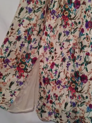 Victorias Secret M Vintage Field of Flowers Floral Night Gown thumbnail 6