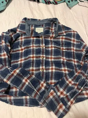 American Eagle flannel crop top thumbnail 1