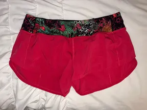 Lululemon Shorts thumbnail 1