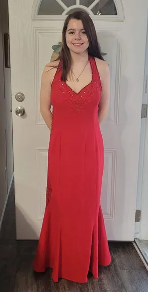 Red Formal Dress Size M thumbnail 1