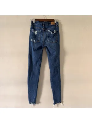 American Eagle Hi-Rise Jegging - Distressed Raw Hem - Size 6 thumbnail 4