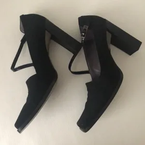 🔥 Square Toe Pump w/Strap Black Size 7 thumbnail 6
