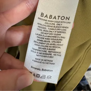 Babaton Green Long Sleeve Bodycon Midi Dress Womens S Fall Casual Aritzia Modest thumbnail 4