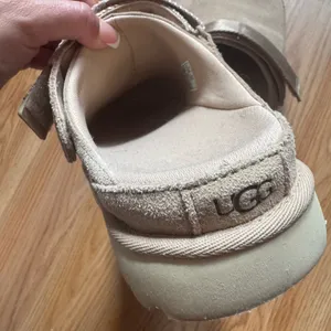 UGG Goldenstar Clogs thumbnail 3