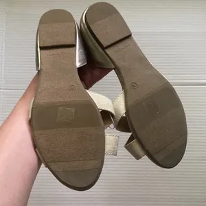 NWT Gap women’s gold open toe fabric leather slide shoes, size 10 thumbnail 5