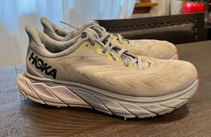 Hoka arahi 6 running shoes gray for women size 9.5 B thumbnail 1