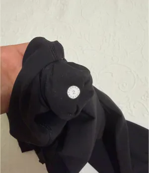 Lululemon Black Cropped Leggings thumbnail 4