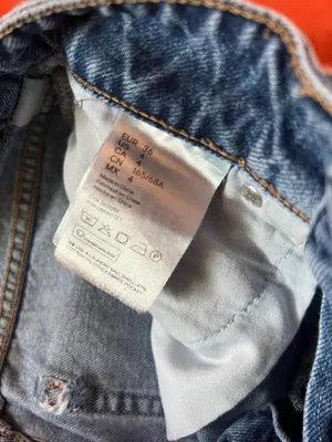 H&M High-Waisted Shorts Denim thumbnail 4