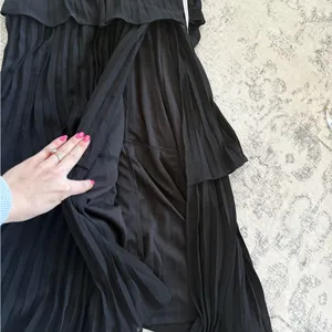 Lulus Graceful Finesse Black Pleated Long Sleeve Maxi Dress Size small Formal thumbnail 10