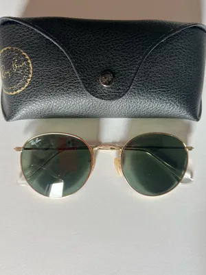 Ray-Ban Round Metal Sunglasses—Gold/Green Lenses thumbnail 2