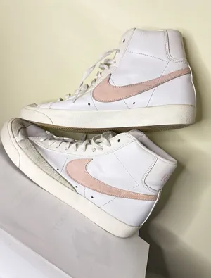 Nike Blazer Mid '77 Vintage White Pink Oxford 2021 Size 8.5 thumbnail 1