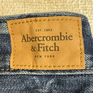 Abercrombie & Fitch Jean Shorts thumbnail 6