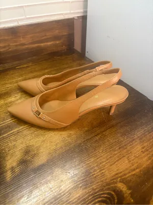 Tommy Hilfiger tan sling back heels size 6 thumbnail 2