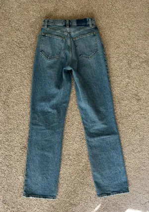 Abercrombie And Fitch 90s Straight Jean thumbnail 3
