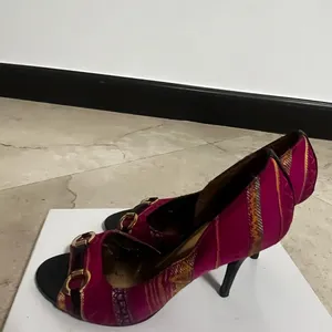 Stylish Pink and Gold Women's Heels thumbnail 4