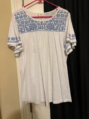 Blouse White Size M thumbnail 1