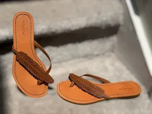 Coach Deni Leather Feather Thong Sandals Cognac Brown Boho Resort Flat Flip Flop thumbnail 1