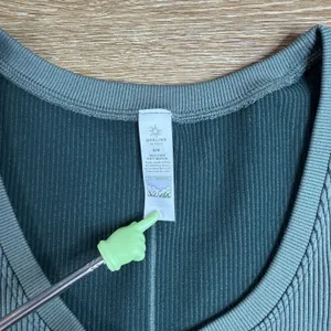 OFFLINE by Aerie Seamless Ribbed Crop Top Women's M Short Sleeve Green Workout thumbnail 3